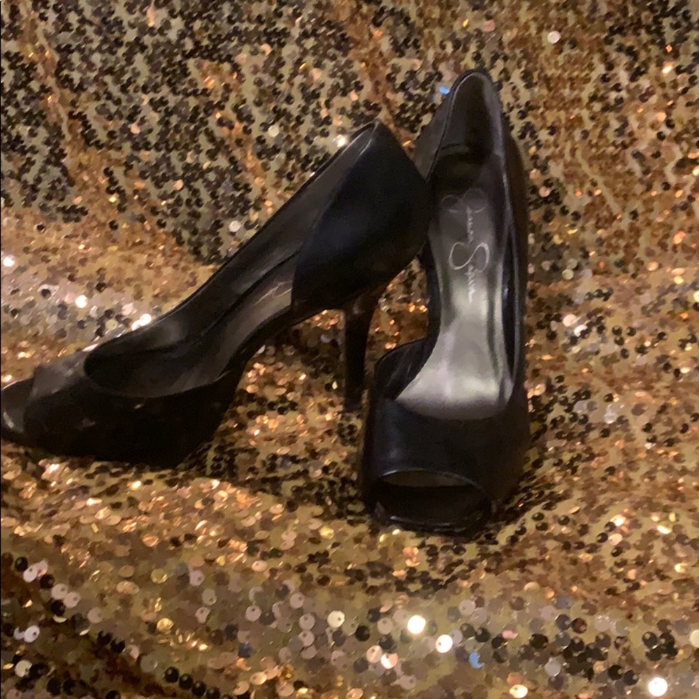Pumps with Pizazz!!